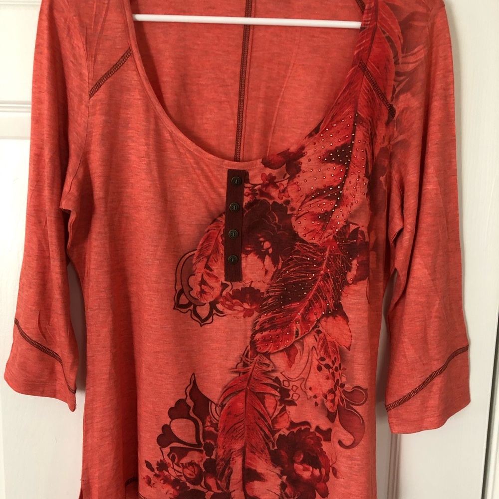 “APT. 9” Top